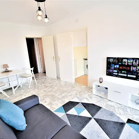 L'orangerie - Proche - Terrasse - Parking Prive - Clim Apartment *
